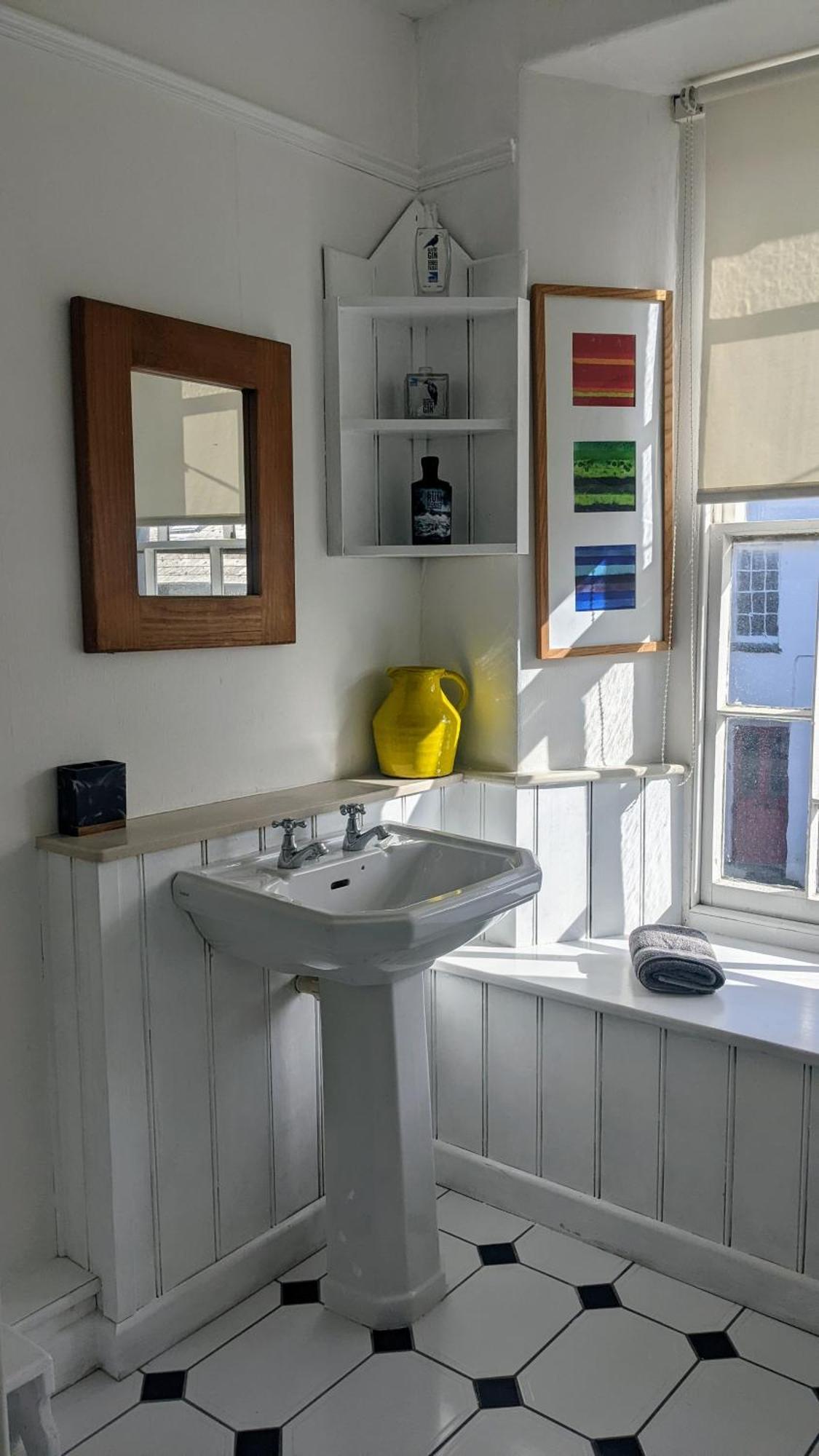 St Davids Gin & Kitchen - The Cathedral Villas Екстериор снимка