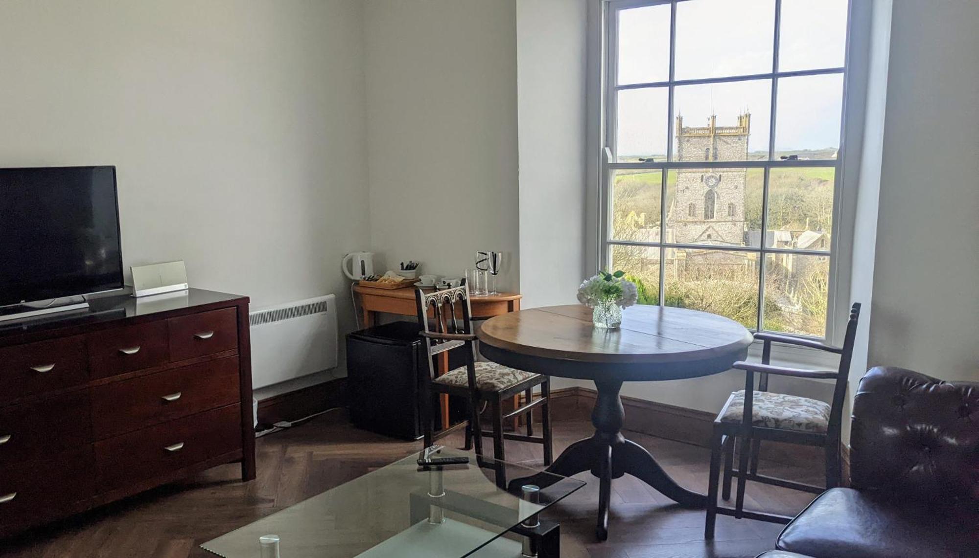 St Davids Gin & Kitchen - The Cathedral Villas Стая снимка